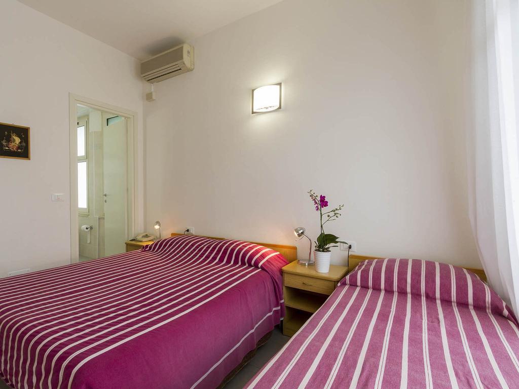 Hotel Meris 밀라노마리티마 객실 사진